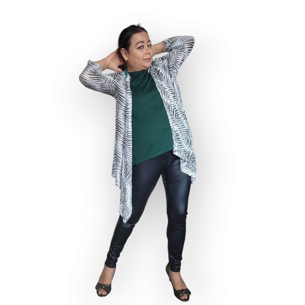 Chic Zebra Pattern Drape Cardigan - Picture 12 of 13